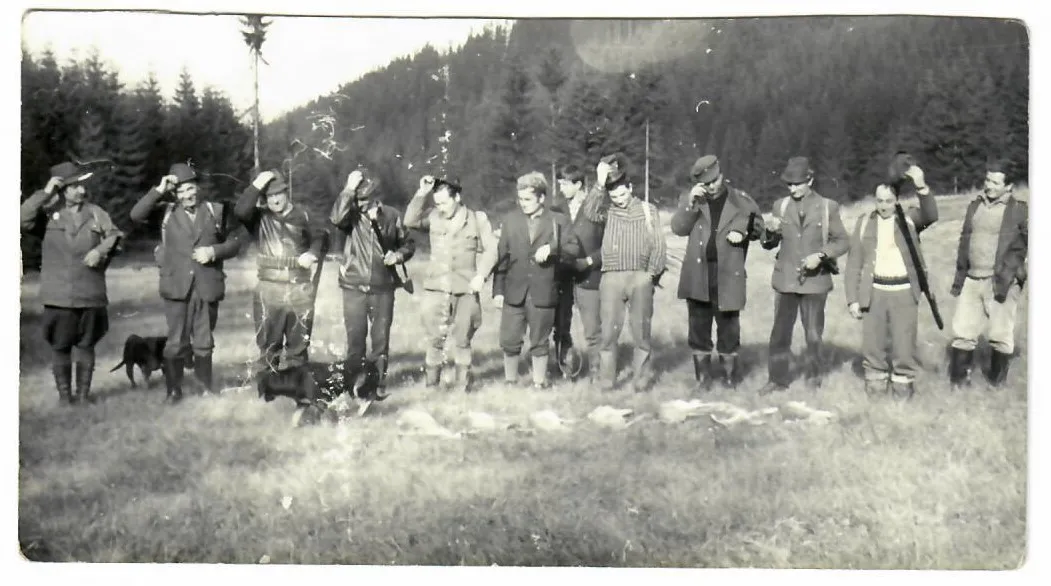 Historická fotografia poľovníckeho spolku